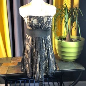 Speechless Stretchy Strapless Lace over beige poly liner dress size small